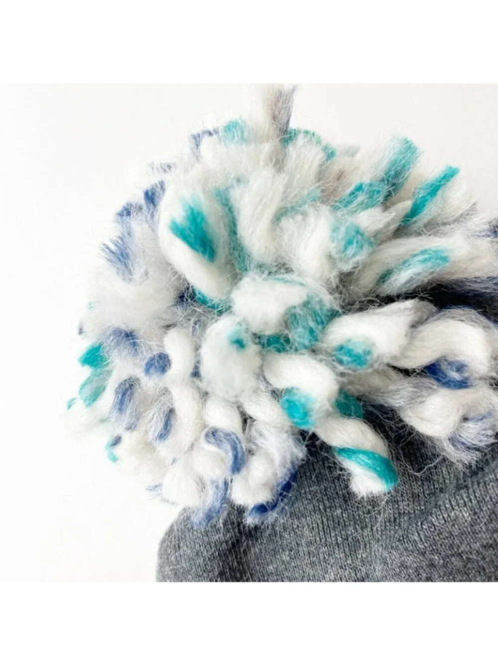 OH BABY Infant 0-6M Small Yarn Pom Pom Beanie Hat Dark Gray Stocking Stuffer